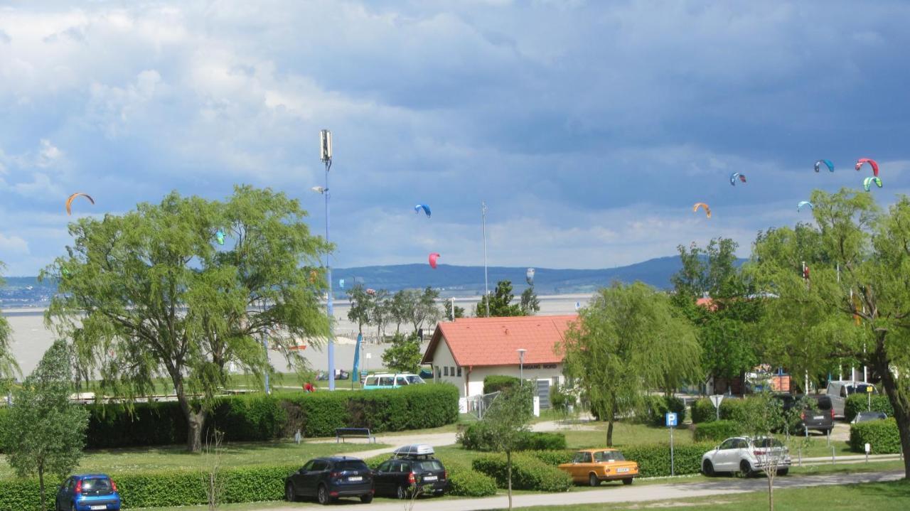 Appartement Am See Podersdorf am See Esterno foto